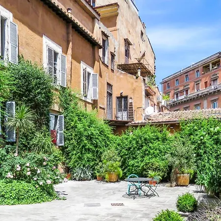 Casa del Moro - romantic loft in Trastevere-2