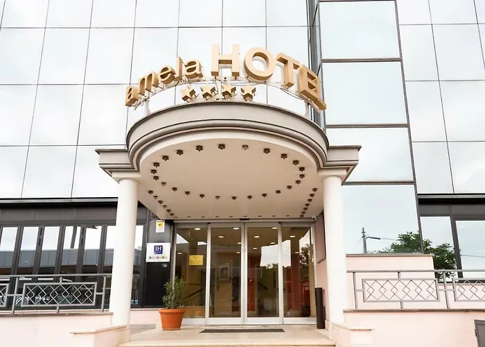 Hotel cerca del aeropuerto: Ih Hotels Roma La Mela